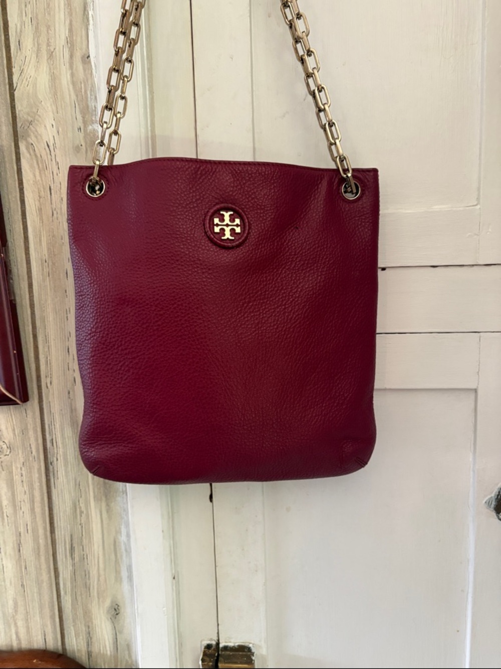 Tory Burch Pebbled Leather Shoulder Bag in Deep Burgundy with Gold Chain